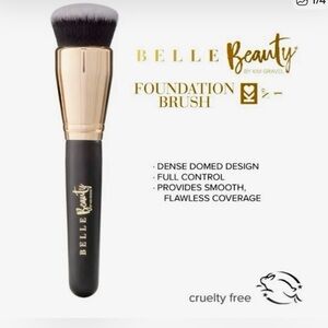 Belle Beauty Foundation Brush - Black and Gold